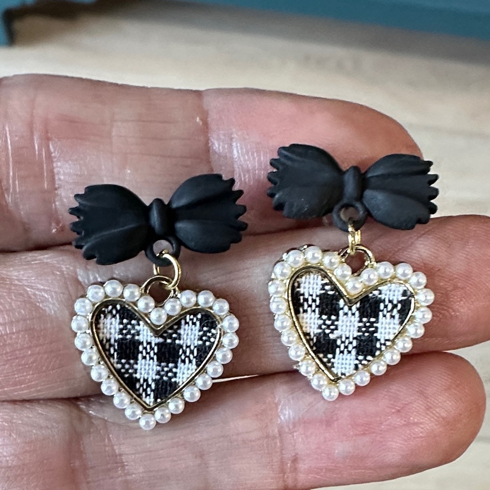Black and White Heart Earrings with Bow